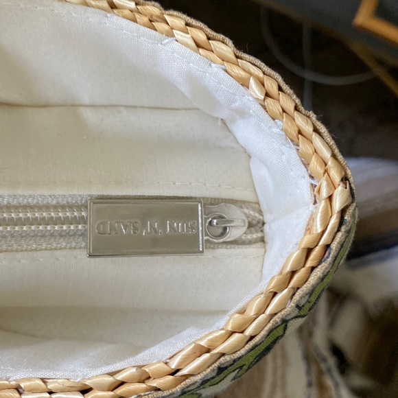 SUN N’ SAND Woven & Fabric Shoulder Bag - Picture 13 of 16